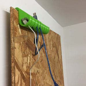 Organizzatore per cavi USB per pannelli OSB