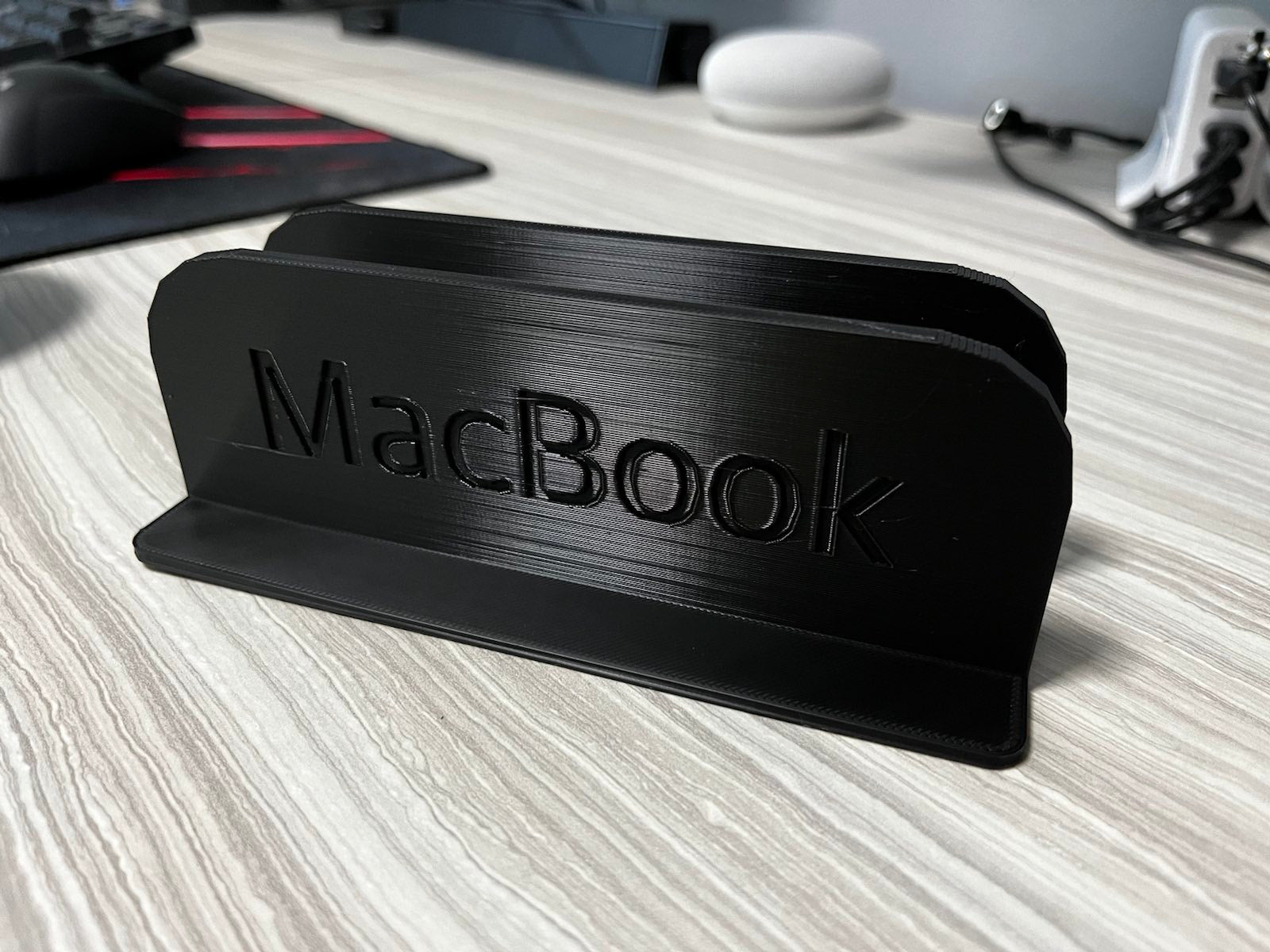 Supporto verticale per MacBook Pro 14'