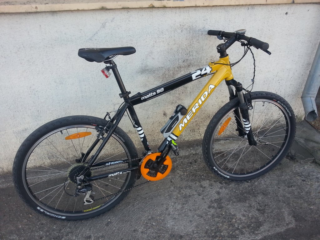 Protezione e schermo per catena da bicicletta Shimano