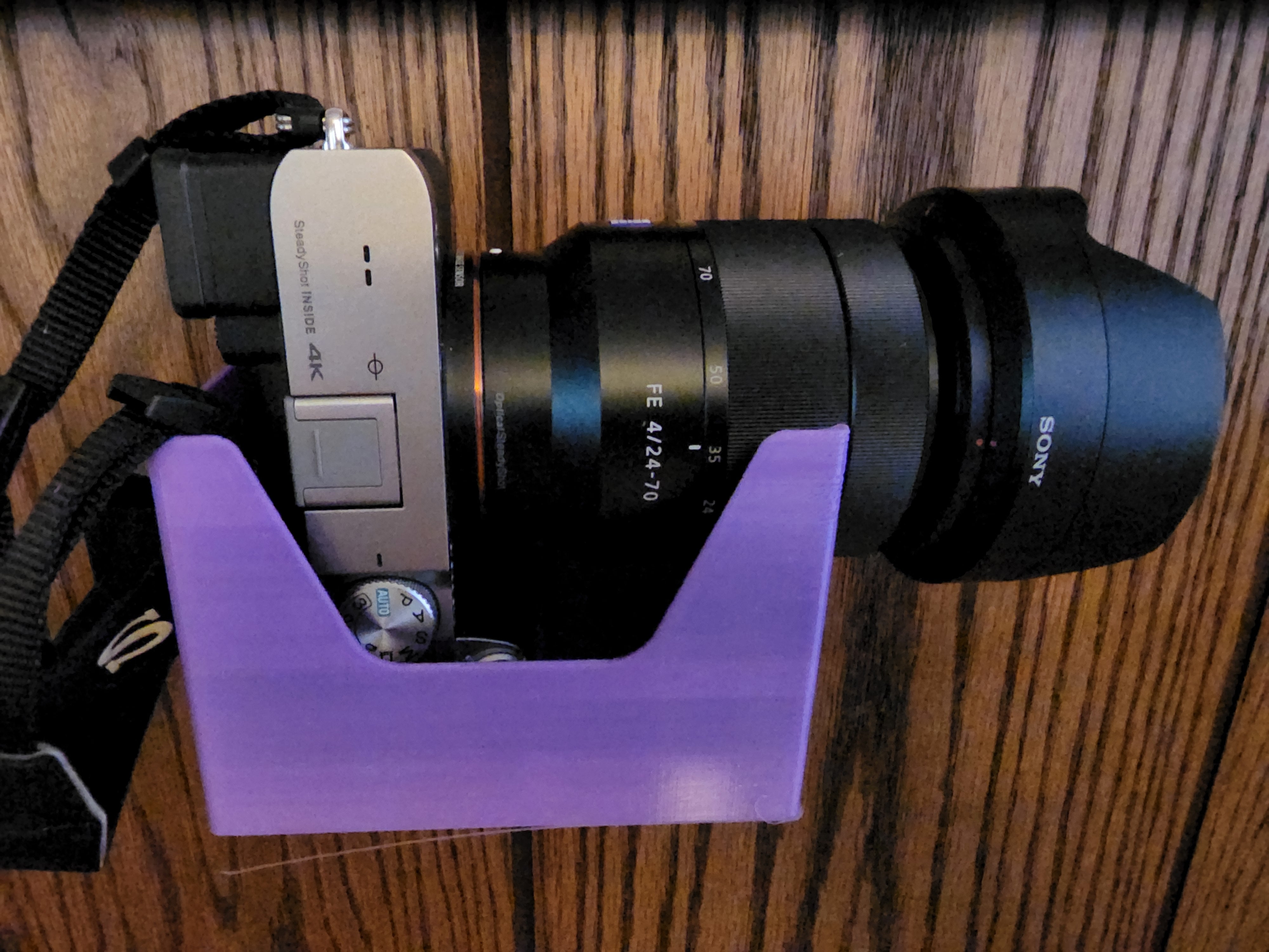 Supporto a parete per fotocamera Sony A7C