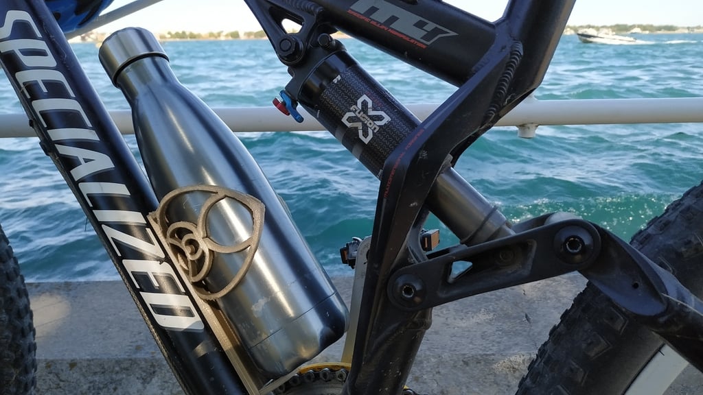 Portabottiglie termico sottovuoto per bicicletta - Leggero e resistente (versione R2)