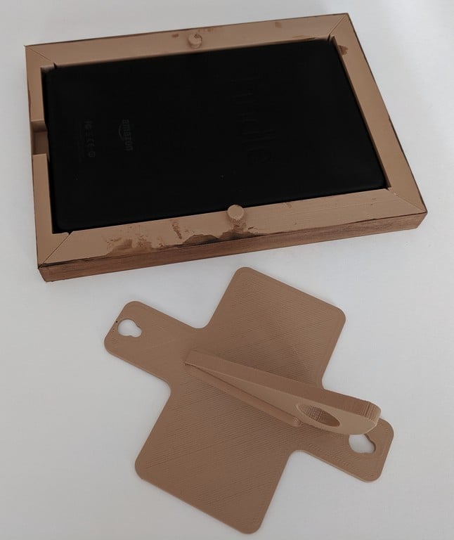 Cornice portafoto in effetto legno per tablet Amazon Fire di prima generazione (2011)