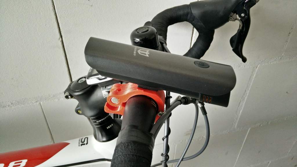 Supporto per luce bicicletta Degbit per manubrio da 32 mm