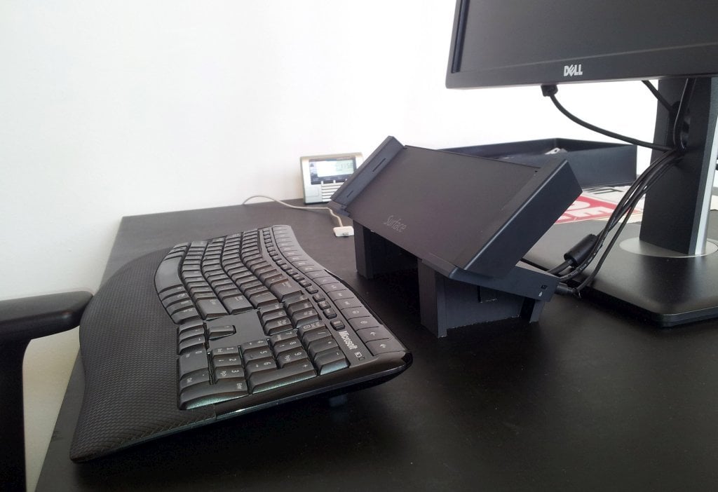 Base ergonomica per Microsoft Surface e supporto dock