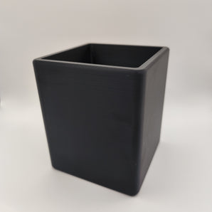 Minimalistisk holder til køkkenredskaber i moderne design
