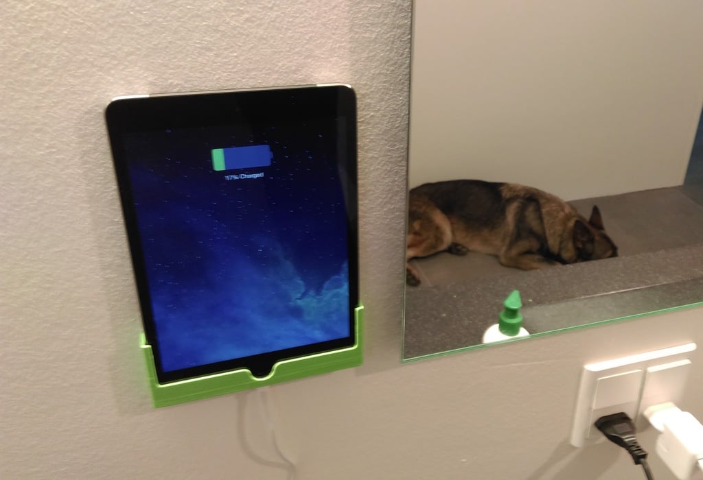 Staffa per caricabatterie da parete per iPad Mini