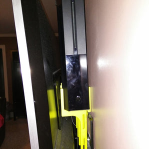 Supporto a parete per Xbox One per TV