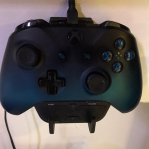 Supporto a parete per controller Xbox One
