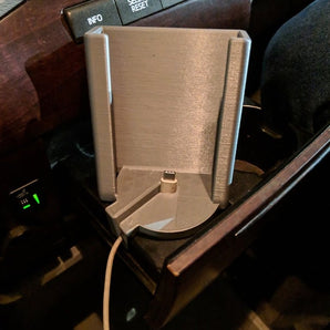 Portabicchieri per smartphone Toyota Sienna con gestione dei cavi