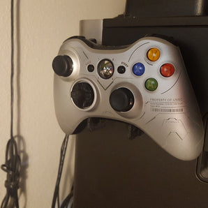 Montaggio a parete con fessure per controller Xbox 360