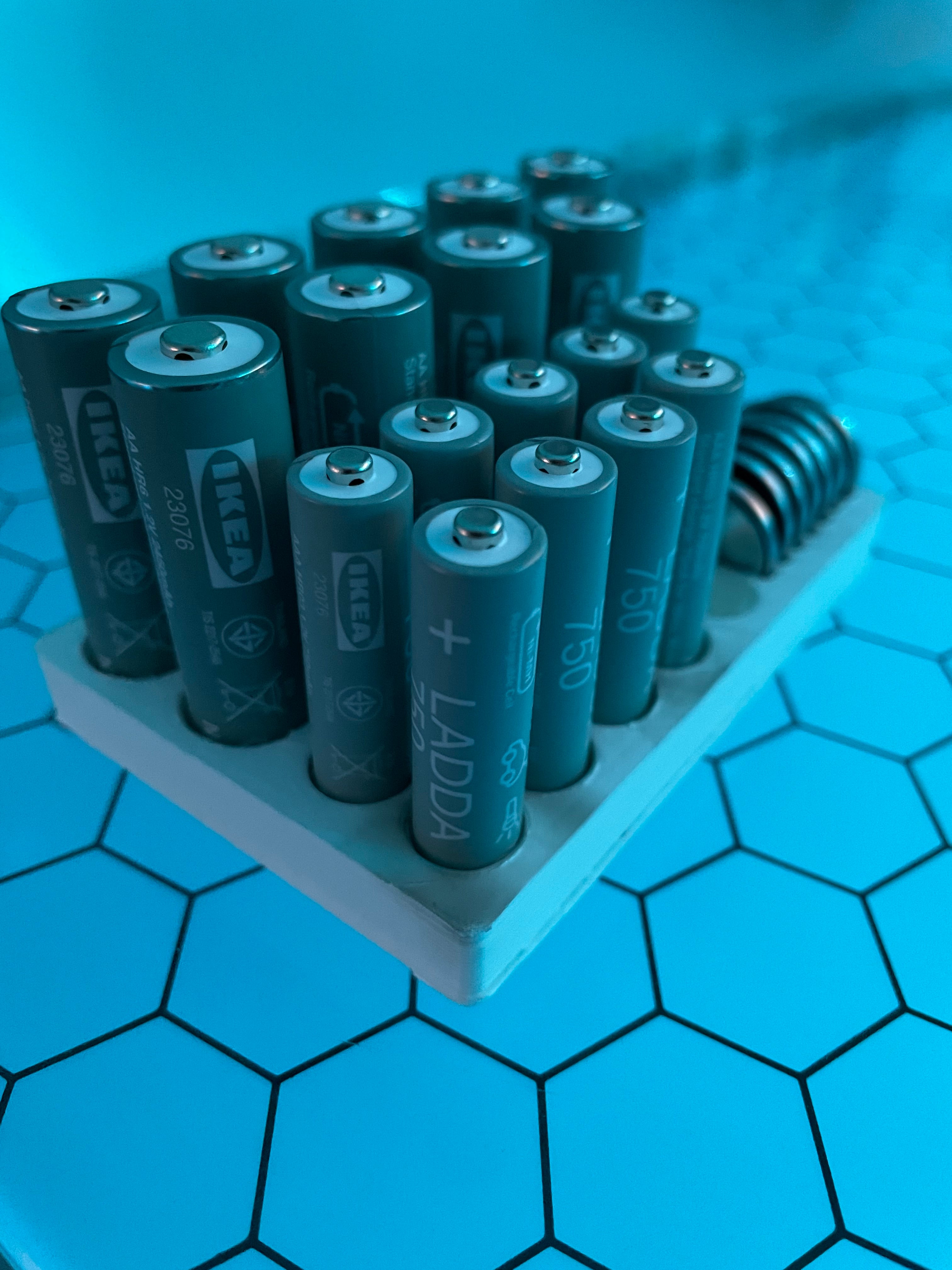 Portabatterie per batterie AA, AAA e CR2032 (adatto a IKEA Ladda)