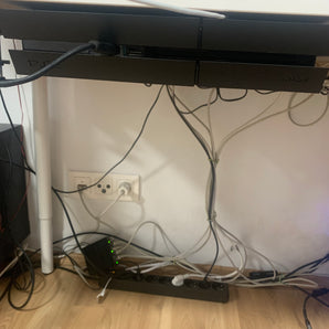 Sistema di montaggio PS4 per sotto la scrivania