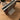 Doppio supporto da scrivania per MacBook Pro (14") con vassoio
