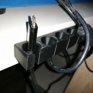 Supporto per cavi USB per organizzare i cavi