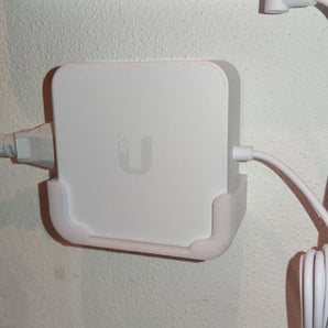 Supporto a parete per PSU UniFi