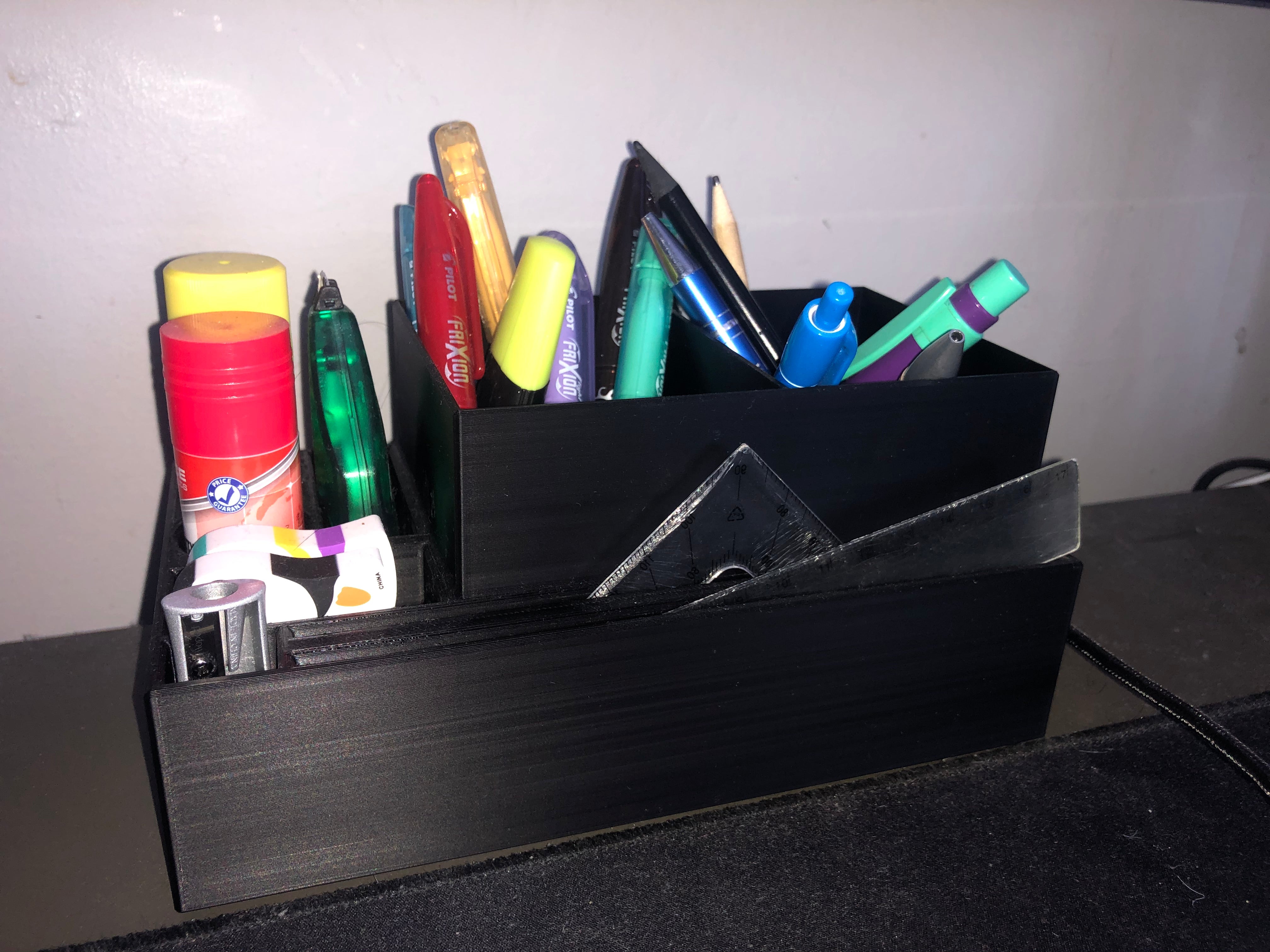 Organizzatore da scrivania per matite, penne e materiale da ufficio
