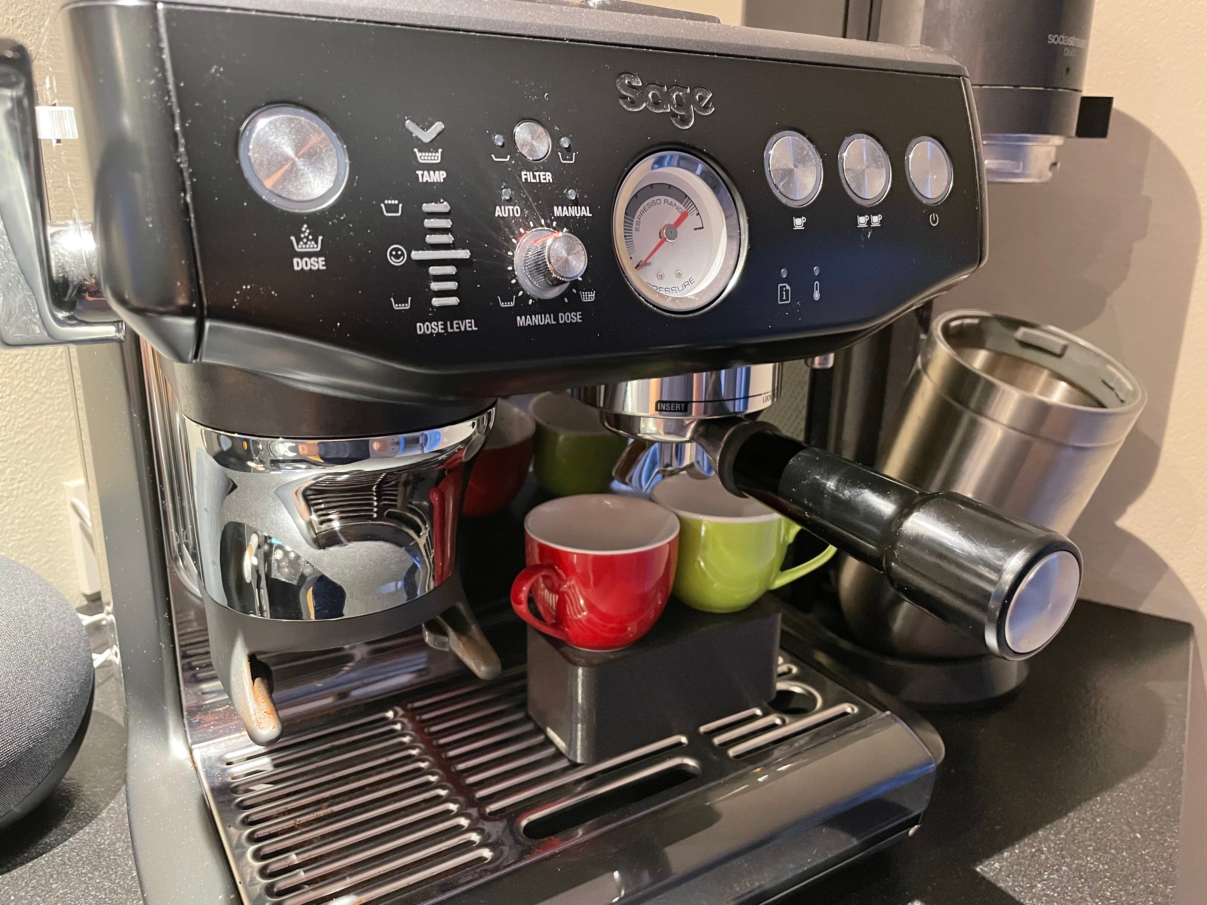 Sage Barista Express Impress blocco di sollevamento