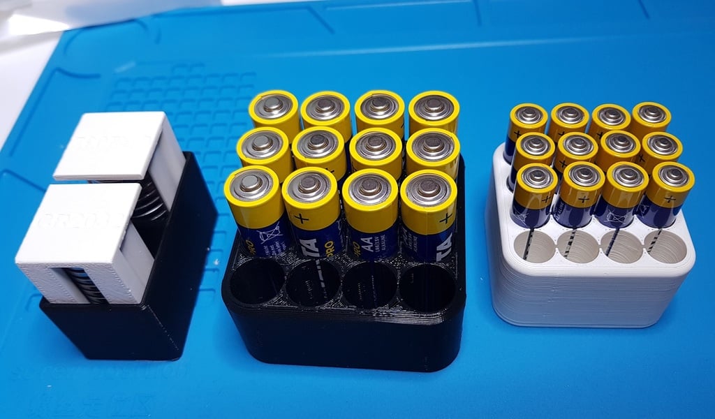 Portabatterie per batterie AAA, AA e CR2032