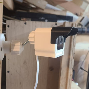 Supporto a parete regolabile Wyze Cam V3 per uso interno ed esterno
