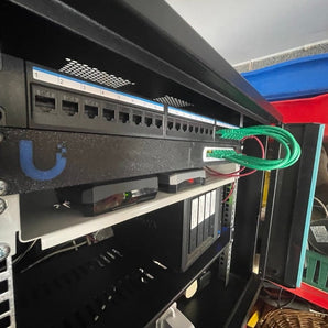 Ubiquiti Unifi Lite 8 porte POE da montare su rack
