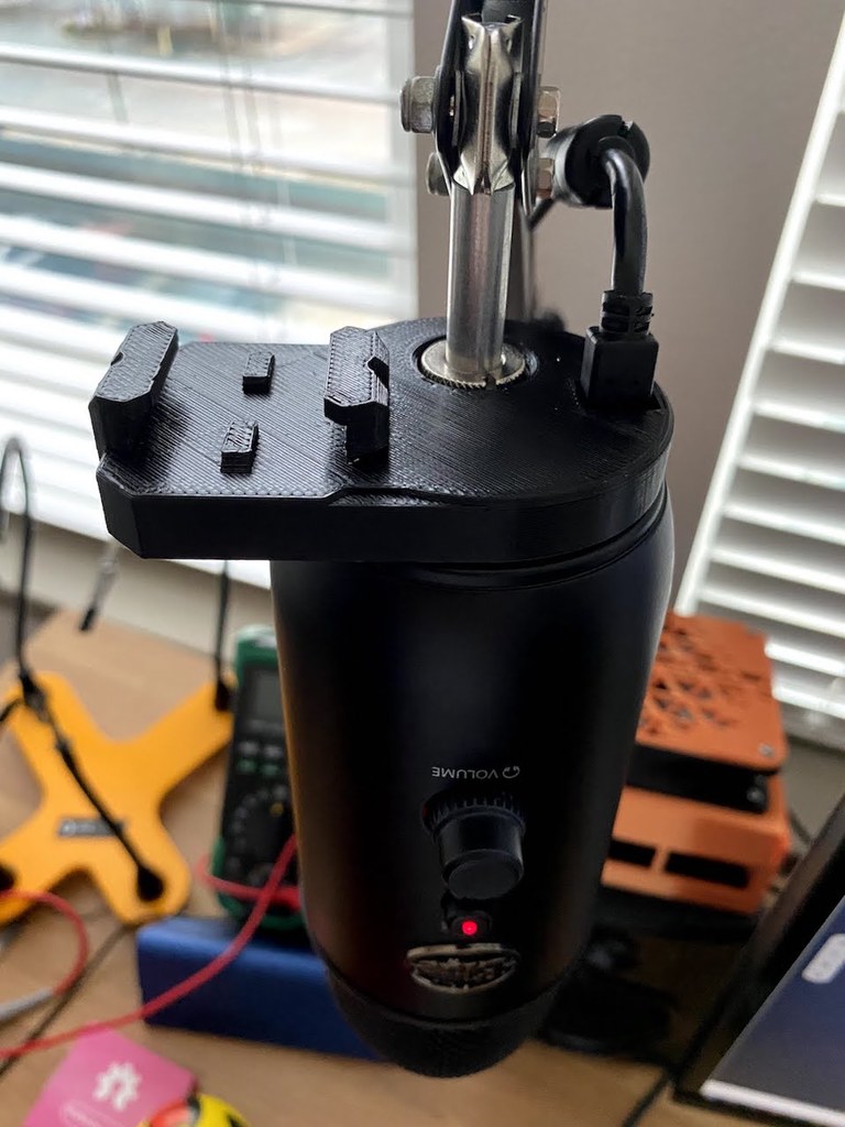 Microfono e supporto per GoPro/Webcam Blue Yeti