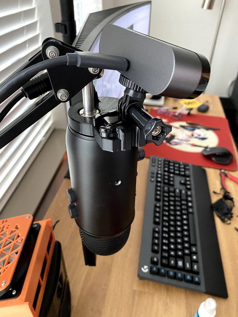 Microfono e supporto per GoPro/Webcam Blue Yeti
