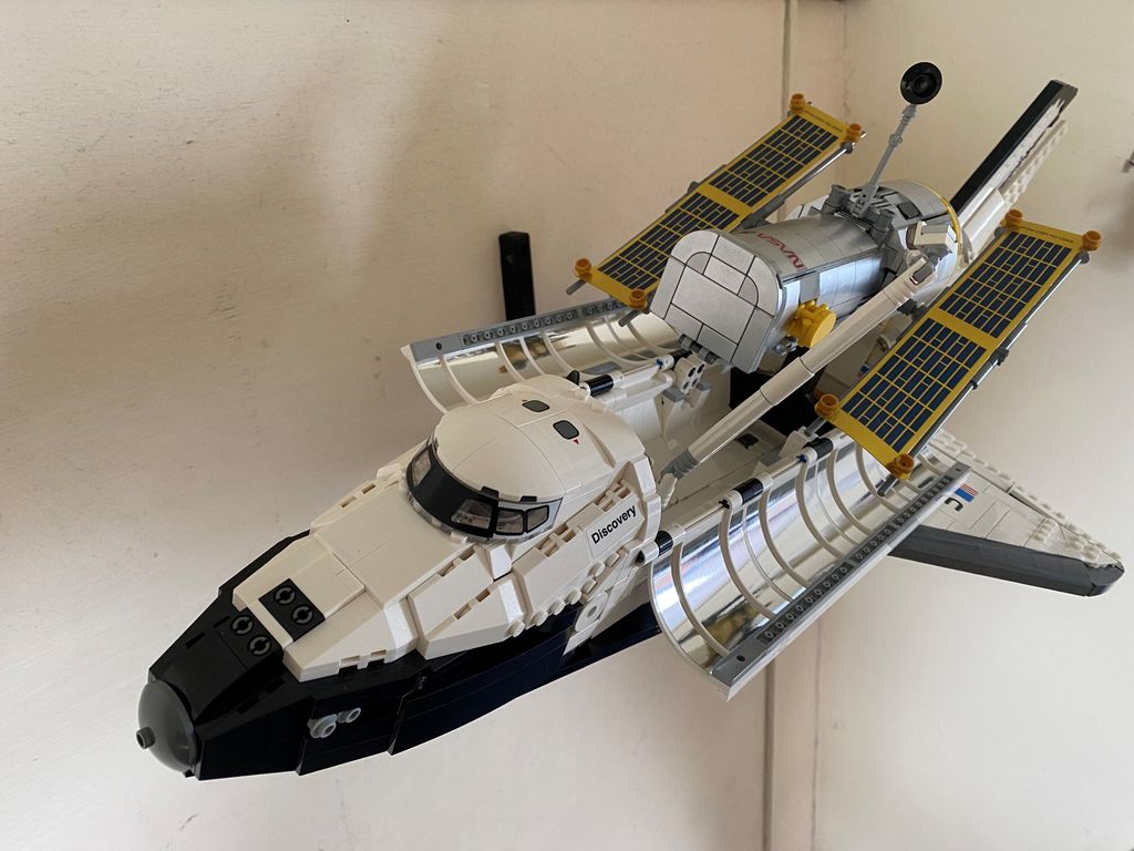 Supporto da parete per LEGO Shuttle Discovery 10283