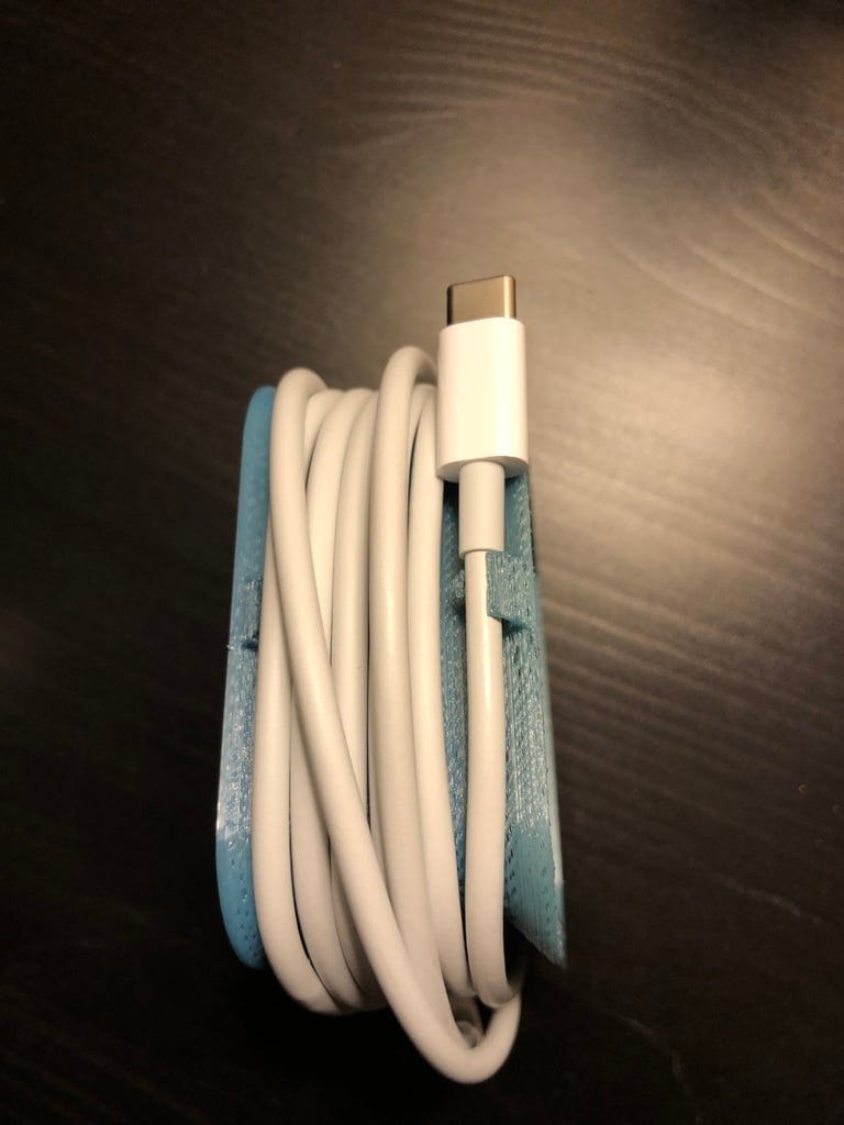 Avvolgimento del caricabatterie USB-C Apple da 30W