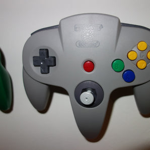 Installazione a parete per controller 8bitdo X Retro-Bit 64