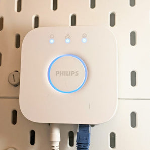 Supporto a parete Philips Hue Hub V2.1 Skadis