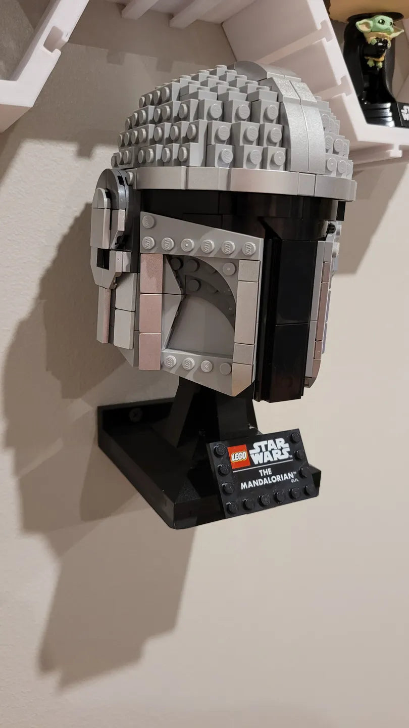 Supporto da parete per casco Lego Mandalorian