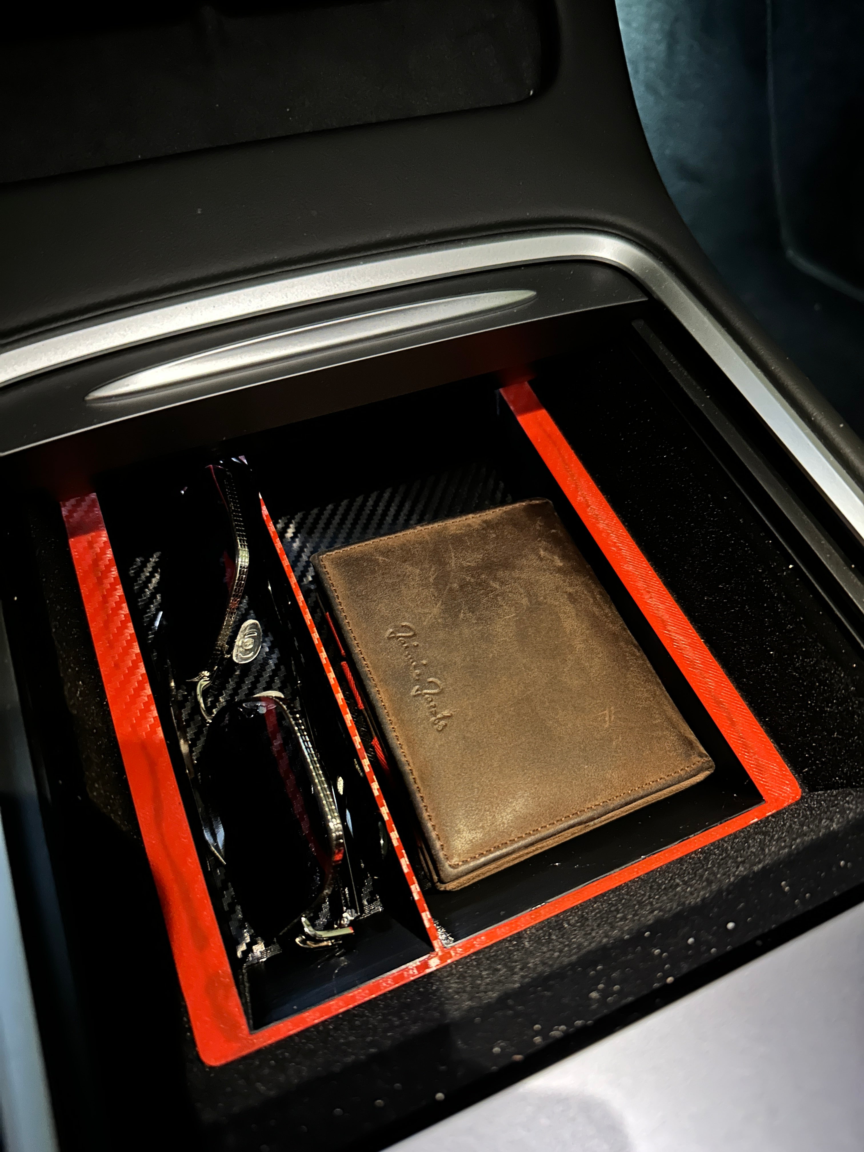 Tesla Model 3 / Y Cassetto della console a partire dai modelli 2021