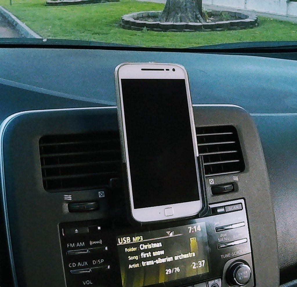 Supporto per telefono Moto G4/G4 Plus con adattatore per lettore CD per auto