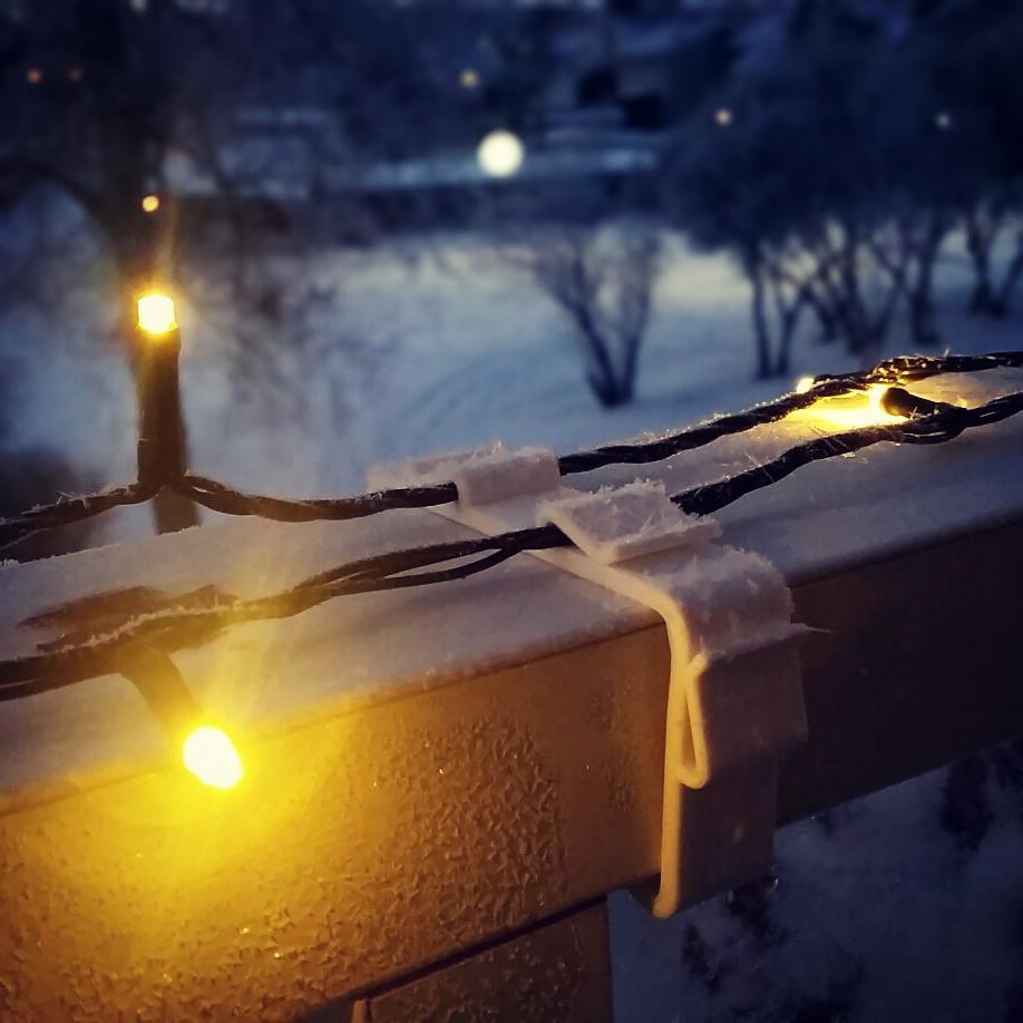 Staffa per luci natalizie per ringhiera balcone 40x80 mm