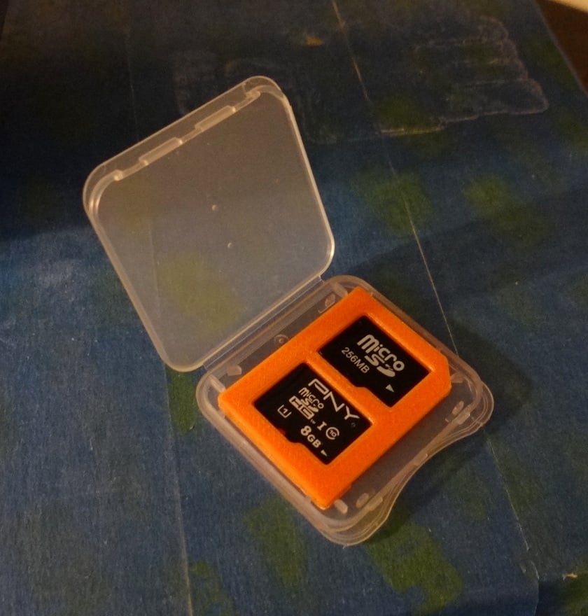 Adattatore per custodia da scheda MicroSD a SD