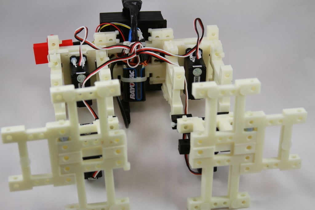 MegaPed Servo I Brace Robot bipede a 4 servi controllato da Arduino