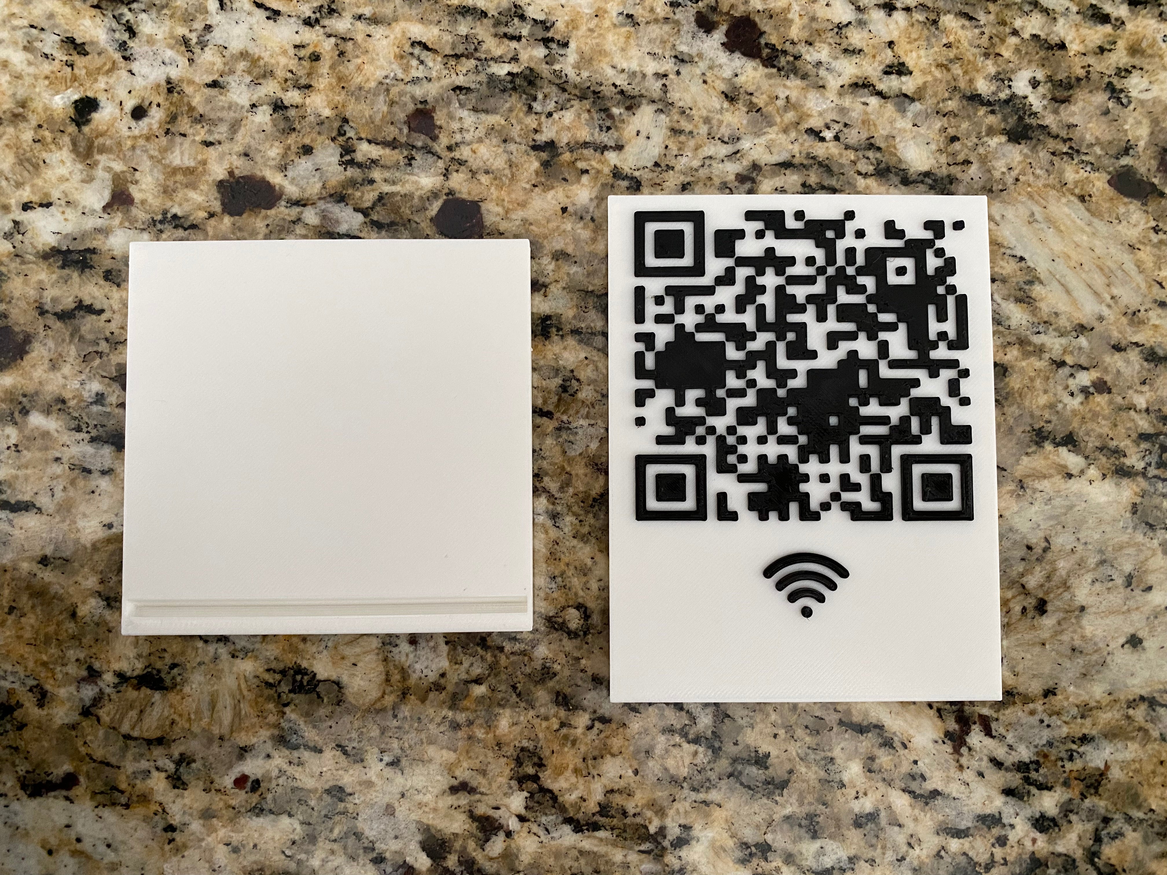 Cartello WiFi con codice QR e supporto