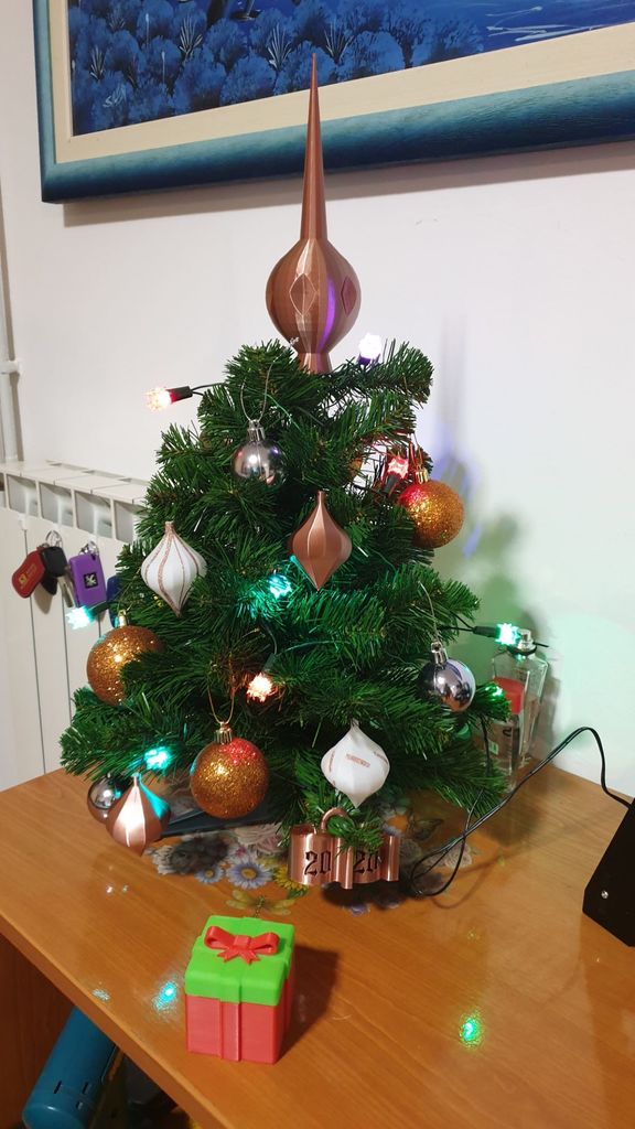 Parte superiore per albero di Natale con palline di Natale