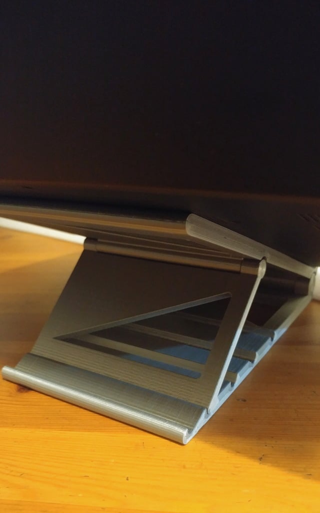 Supporto per laptop pieghevole stampato sul posto