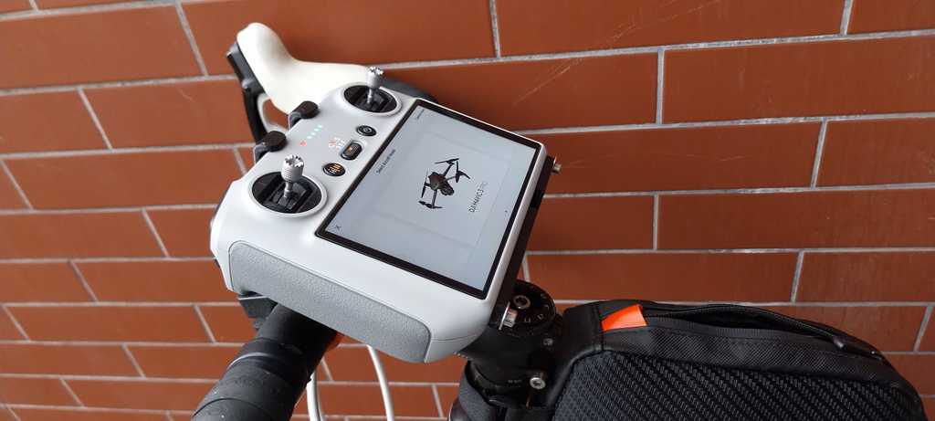 Supporto per controller DJI RC per Mini 3 PRO per MTB o bici da corsa con opzione di montaggio Gopro Quadlock