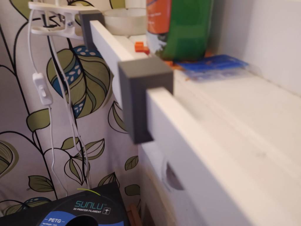 Porta asciugamani da cucina per mensola Ikea Mosslanda