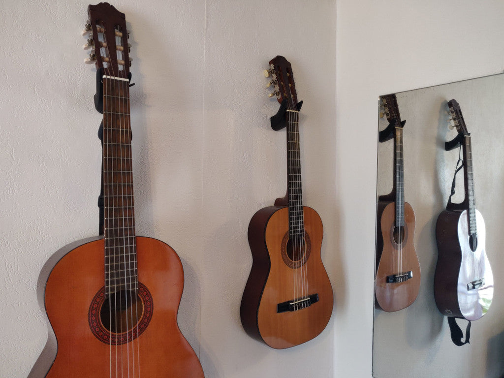 Supporto da parete per chitarra - Compatibile con chitarre classiche 3/4 e 4/4