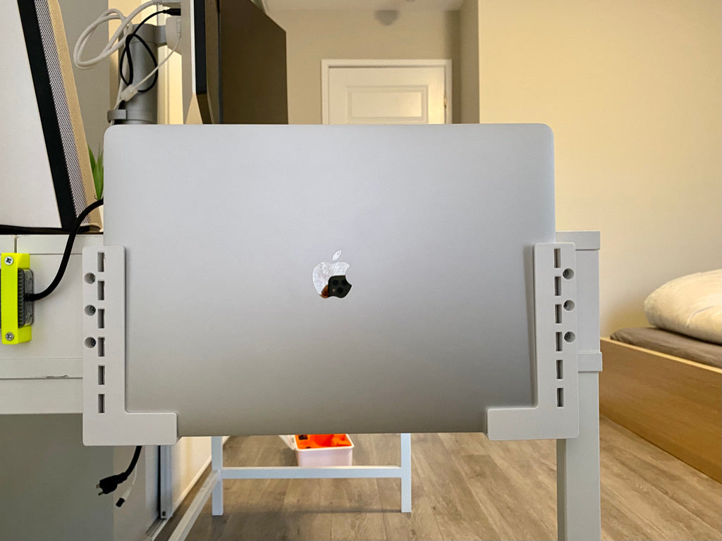 Supporto da parete per MacBook Pro