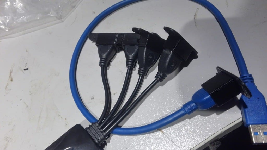 Flangia per supporto cavo USB per hub USB a 4 porte e prolunga USB3