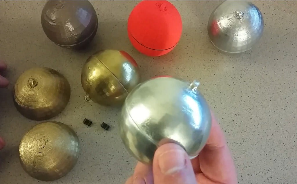 Decorazioni natalizie stampate in 3D che possono essere collezionate (Snap Together)
